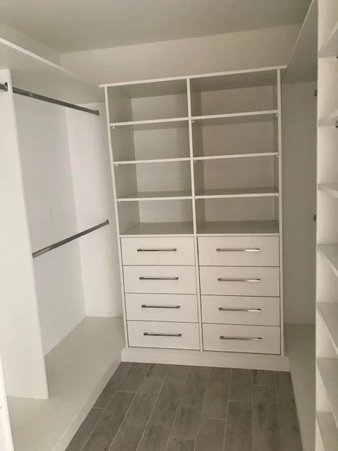Walking closet