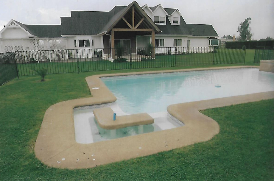 Diferentes estilos de quinchos y piscinas que se ajustan al estilo de tu casa.
